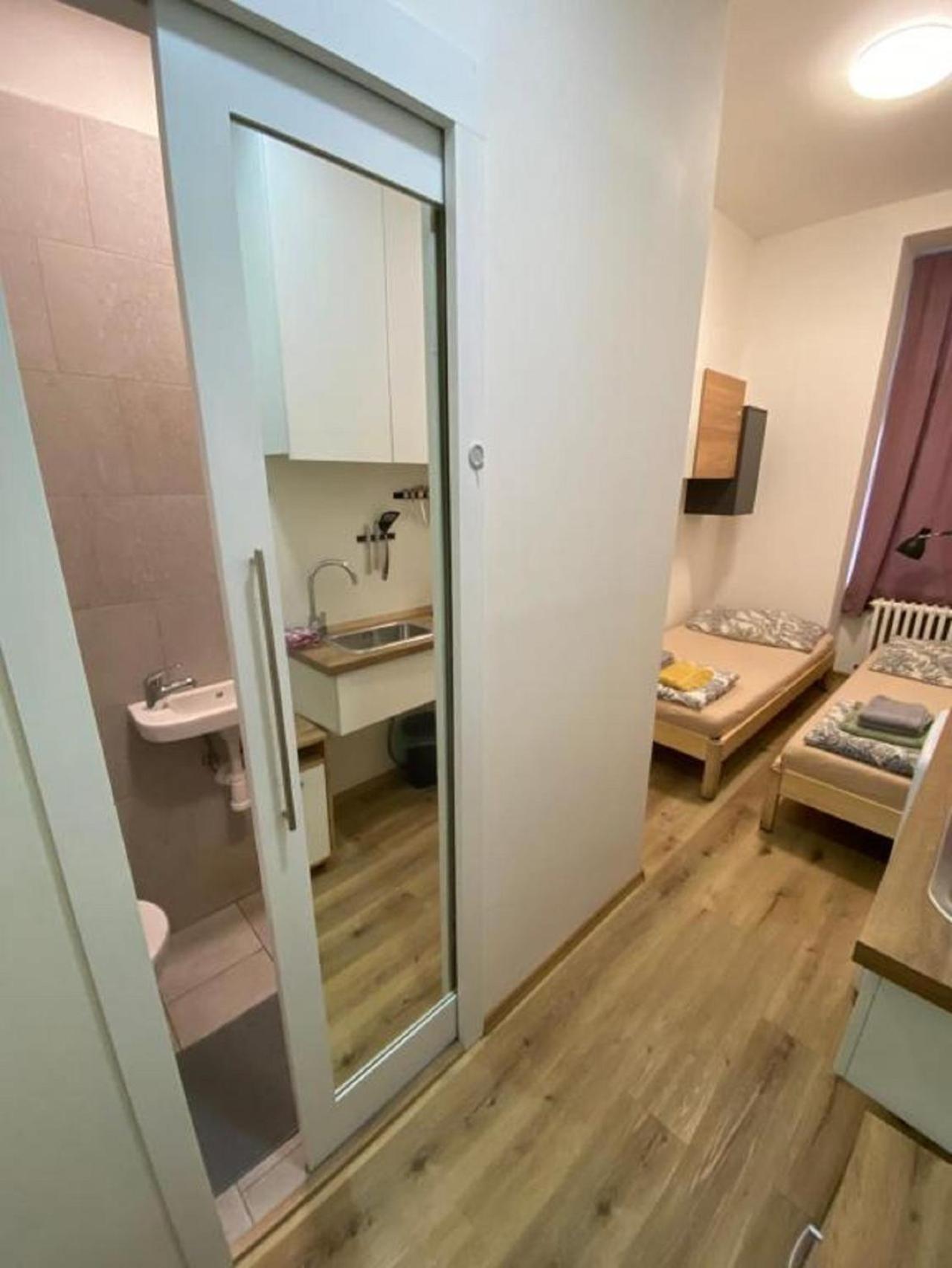 Red&Black Apartment City Centr, Na Hradbach 118 Ostrava Exterior photo